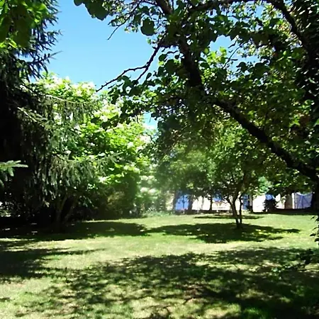 Le Clos De La Font Queroy Vouthon