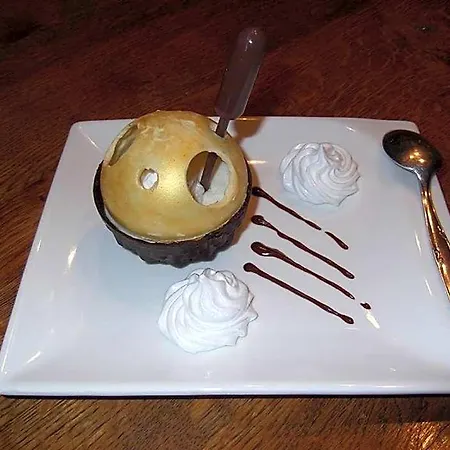 Le Clos De La Font Queroy Couette-café 3*