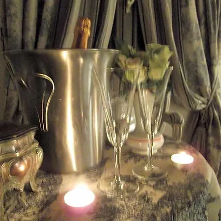 Le Clos De La Font Queroy Couette-café Vouthon