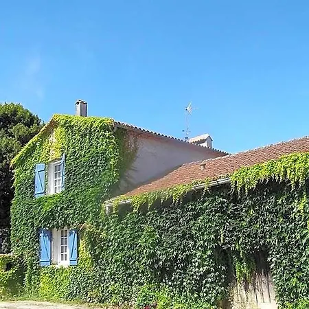 Le Clos De La Font Queroy Vouthon