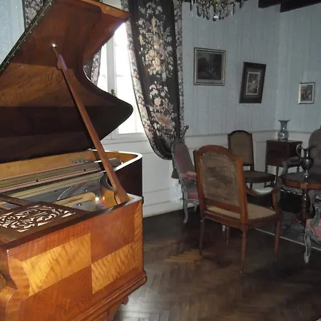 Le Clos De La Font Queroy Frühstückspension Vouthon