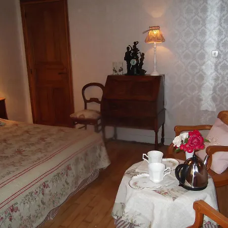 Le Clos De La Font Queroy Frühstückspension