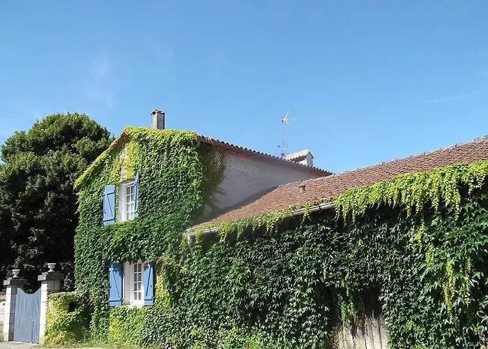 Le Clos De La Font Queroy 3*