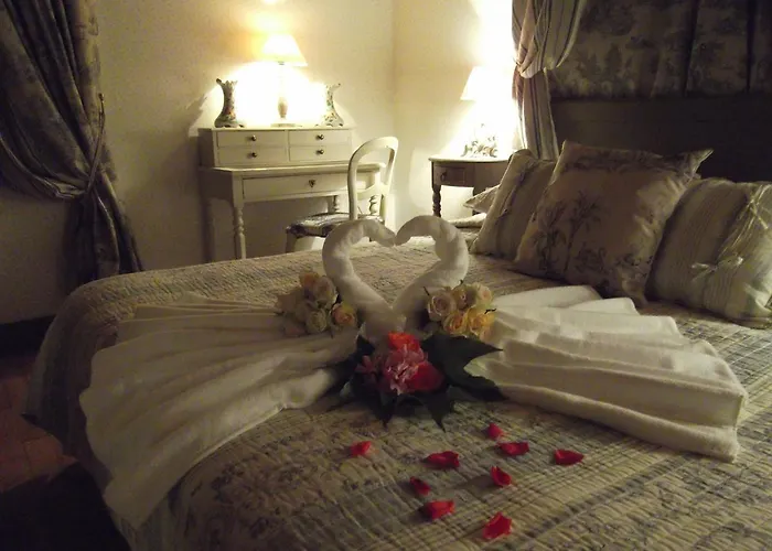 Le Clos De La Font Queroy Bed & Breakfast 3*