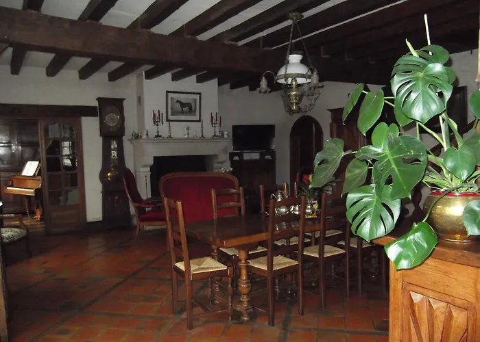 Le Clos De La Font Queroy 3* Vouthon